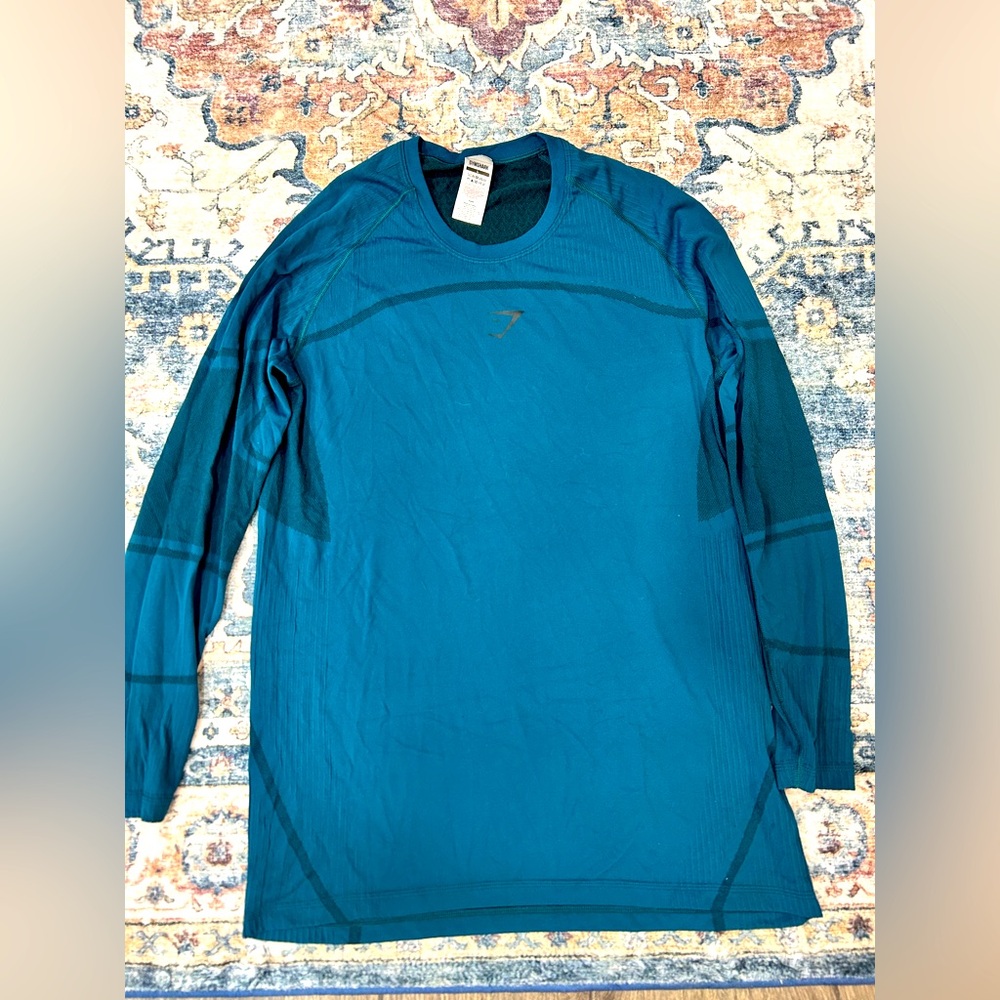 Gym shark men’s long sleeve size L
